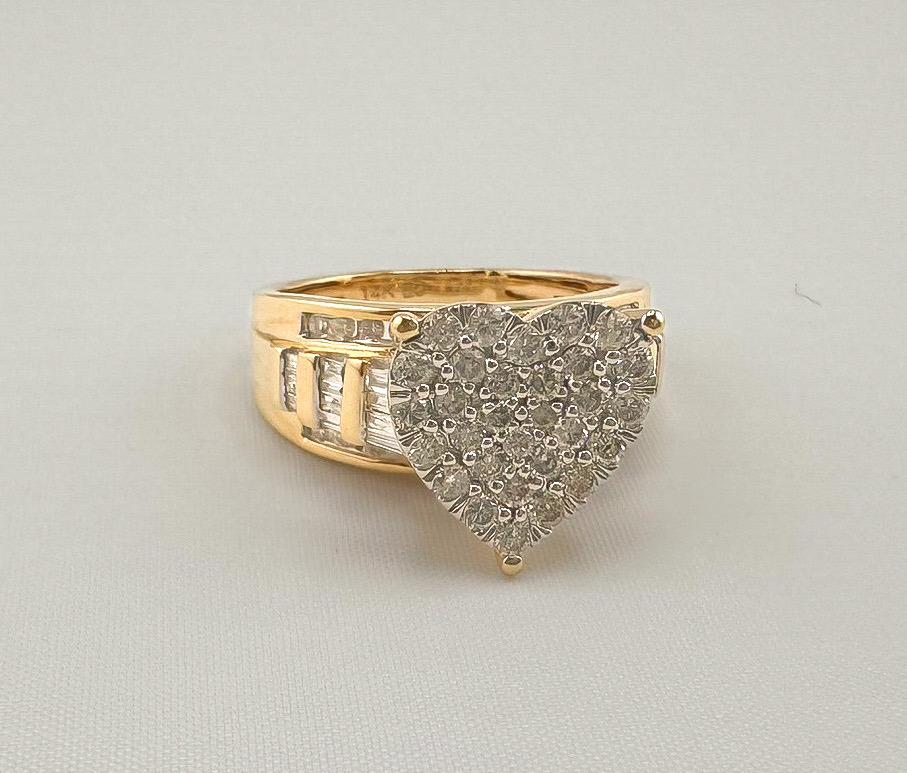 14k Diamond Heart Ring