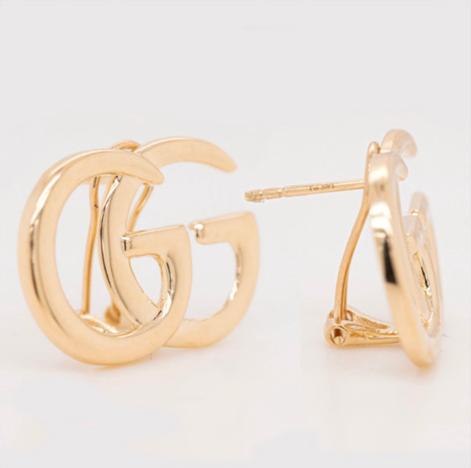 14k Gold Omega Earring