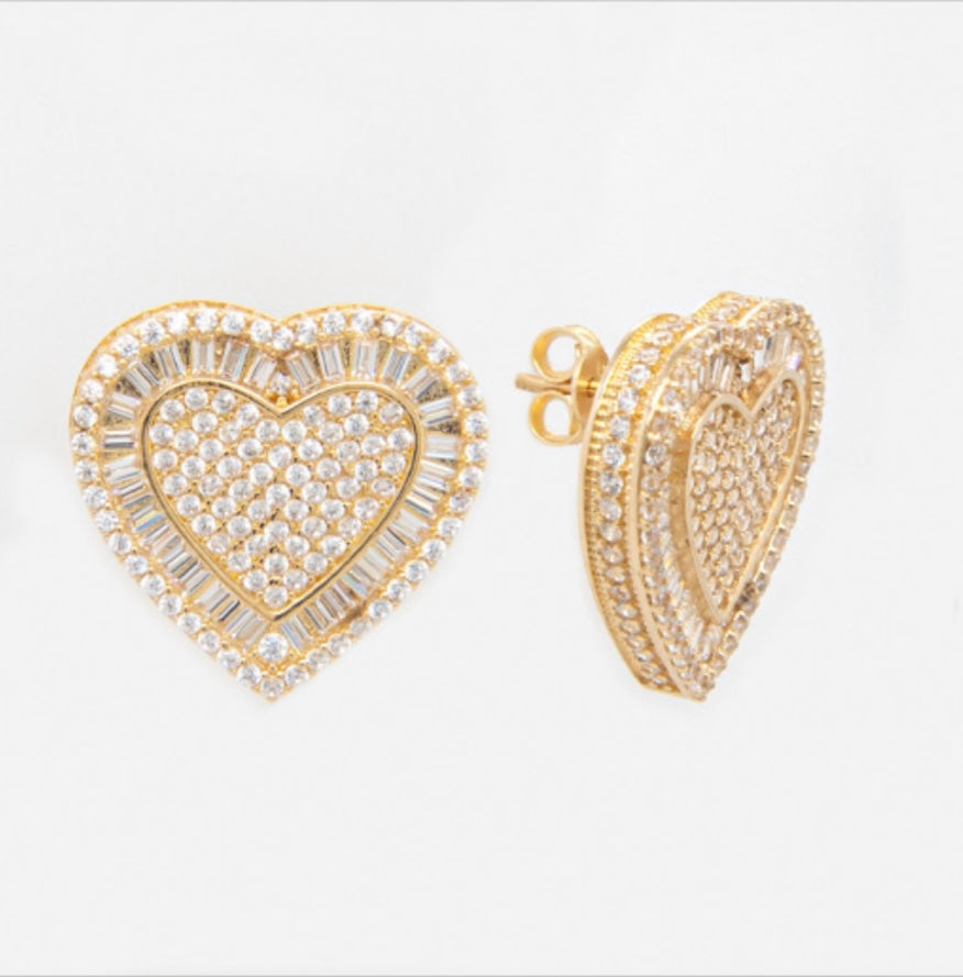 14k Gold Heart Earring